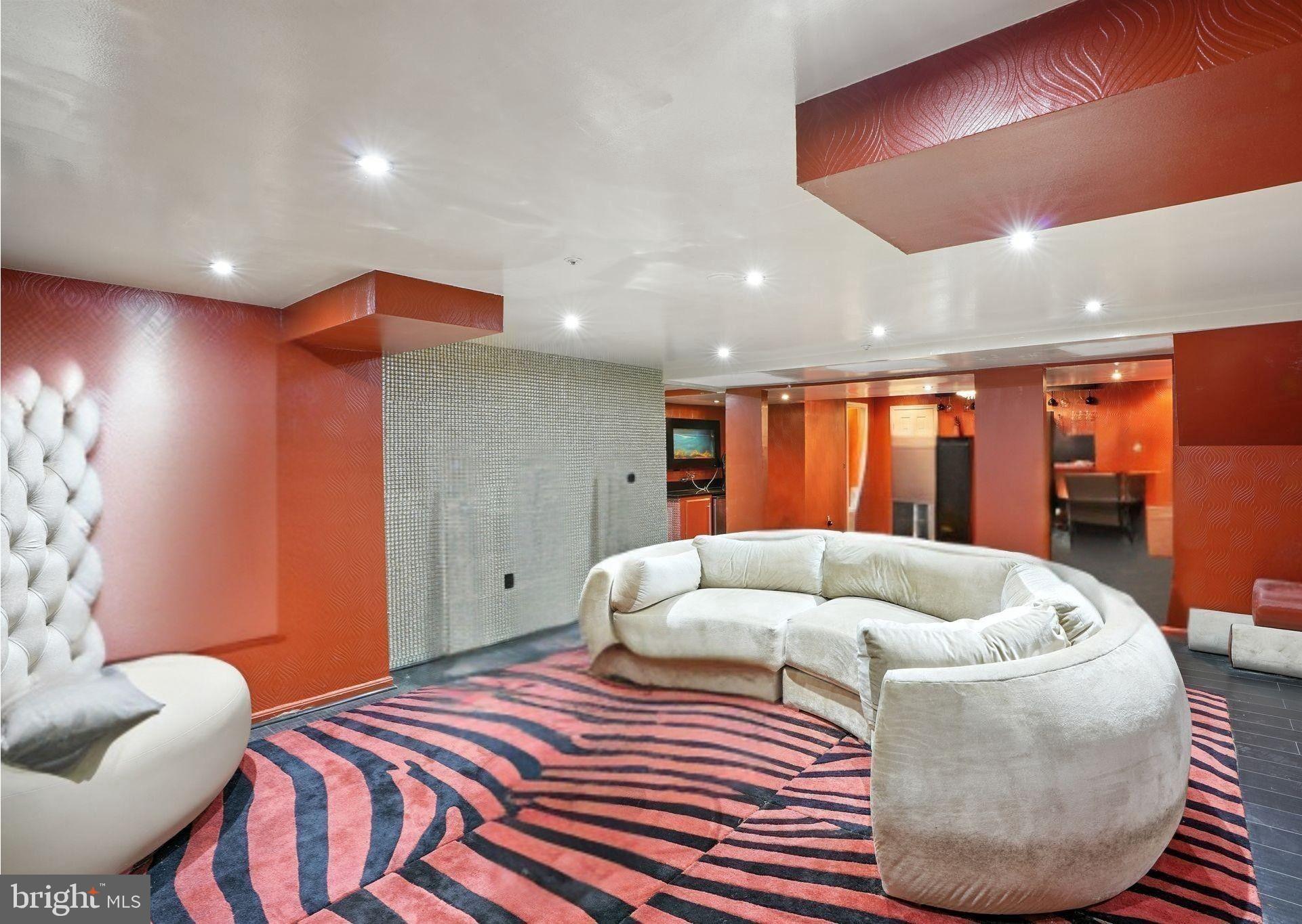 HIGHBRIDGE ESTATES - Residential