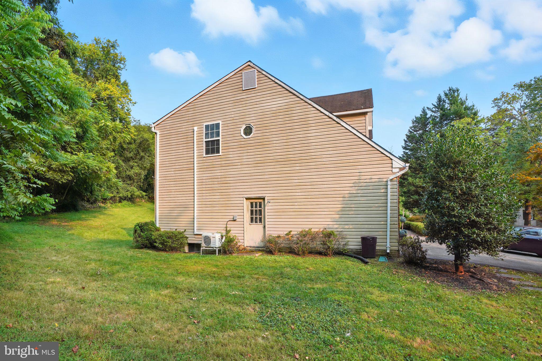 HIGHBRIDGE ESTATES - Residential