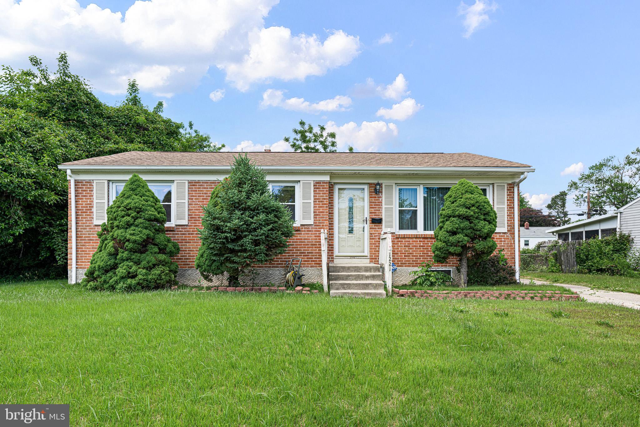 WHITEOAK FARMS - Residential