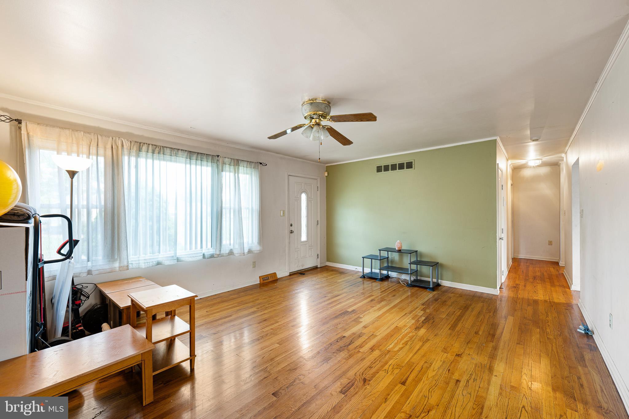 WHITEOAK FARMS - Residential