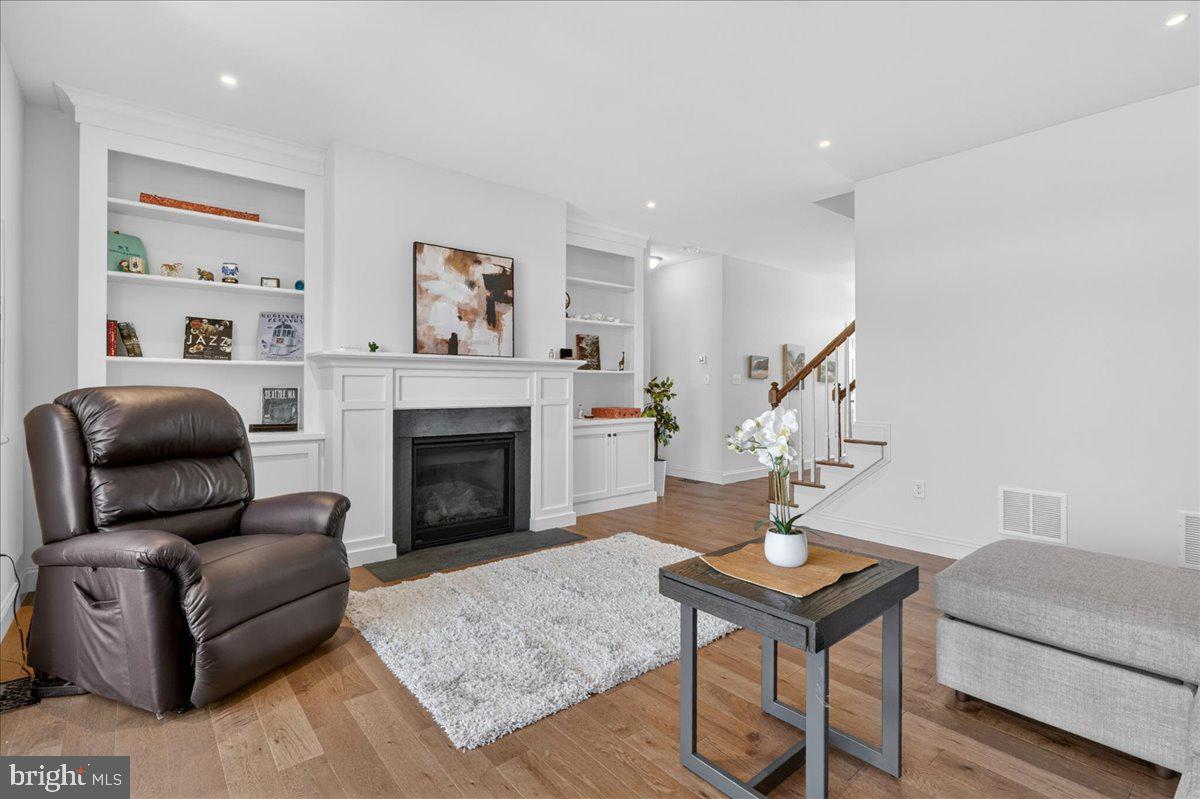 EAST NOTTINGHAM TW - Residential