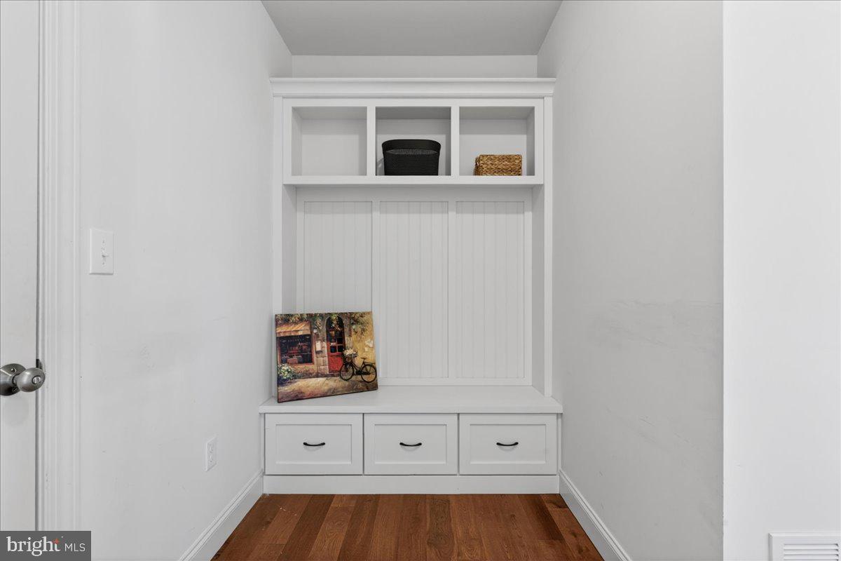 EAST NOTTINGHAM TW - Residential