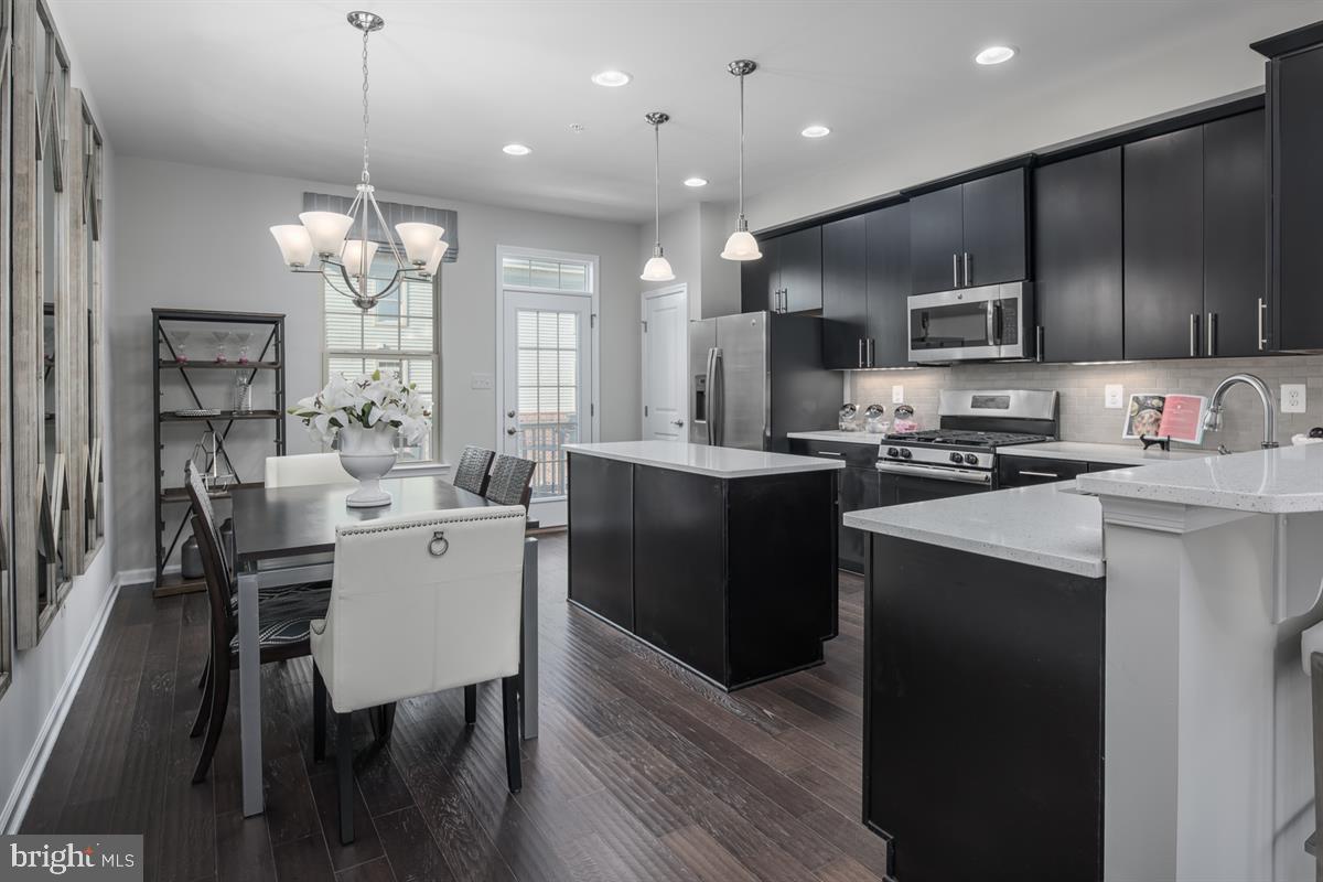 PARKSIDE - Residential