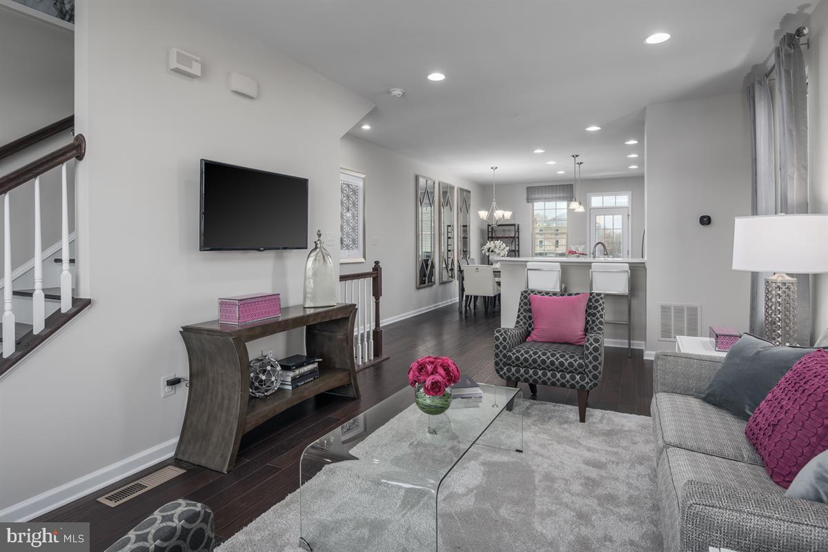 PARKSIDE - Residential