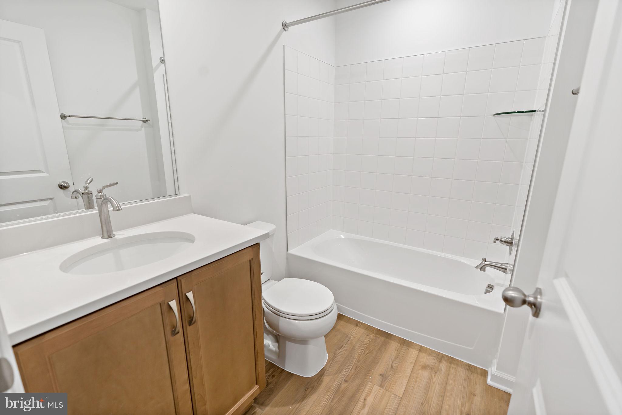 SOUTH BROOK - Residential