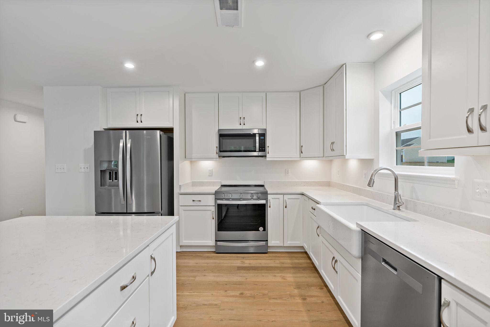 SOUTH BROOK - Residential