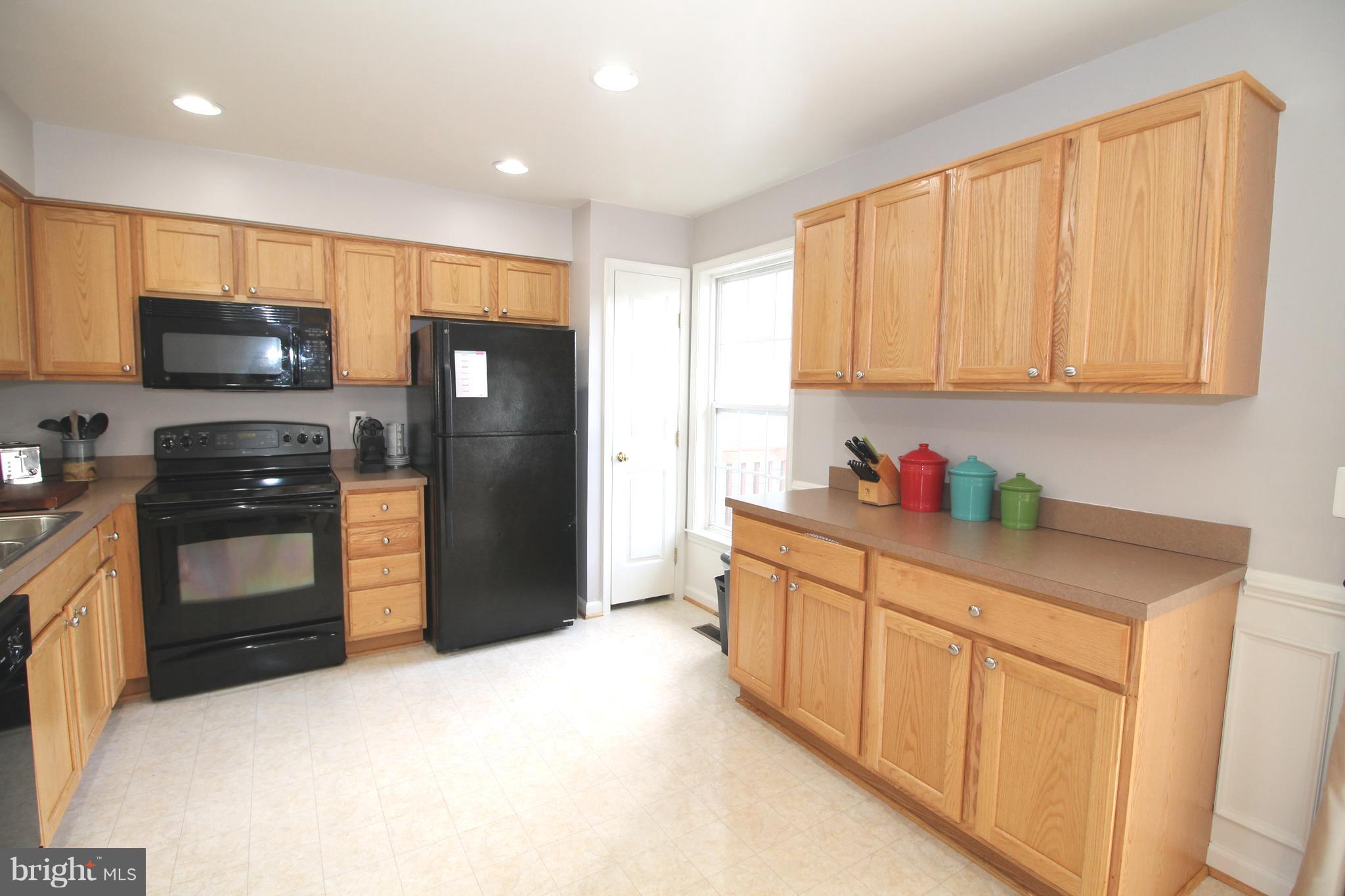 LAKELAND PLACE - Residential