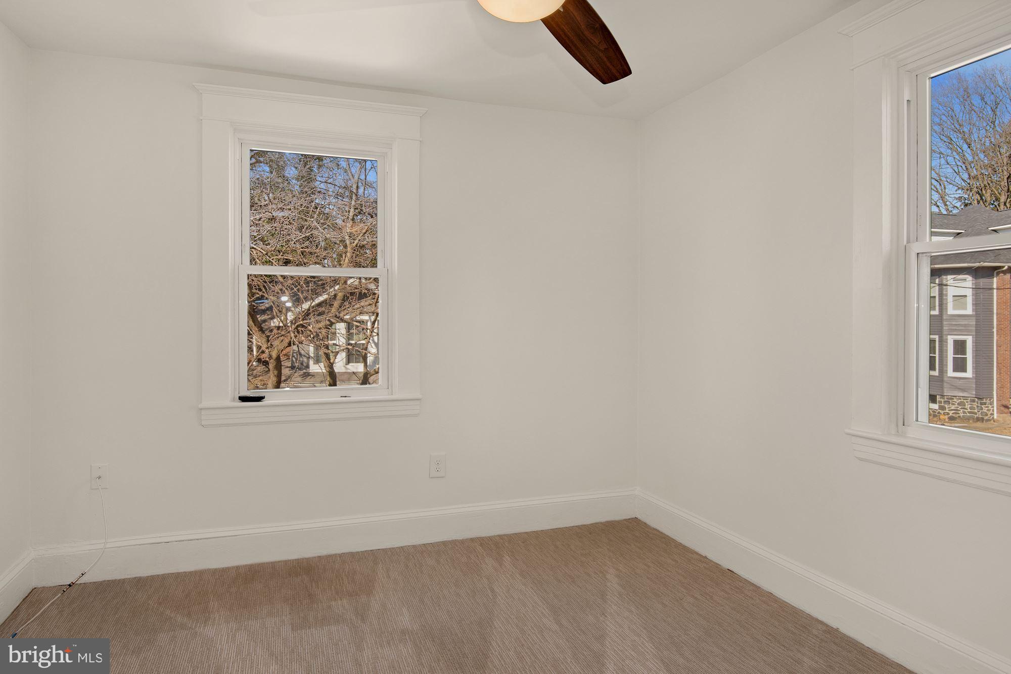 HOWARD PARK - Residential