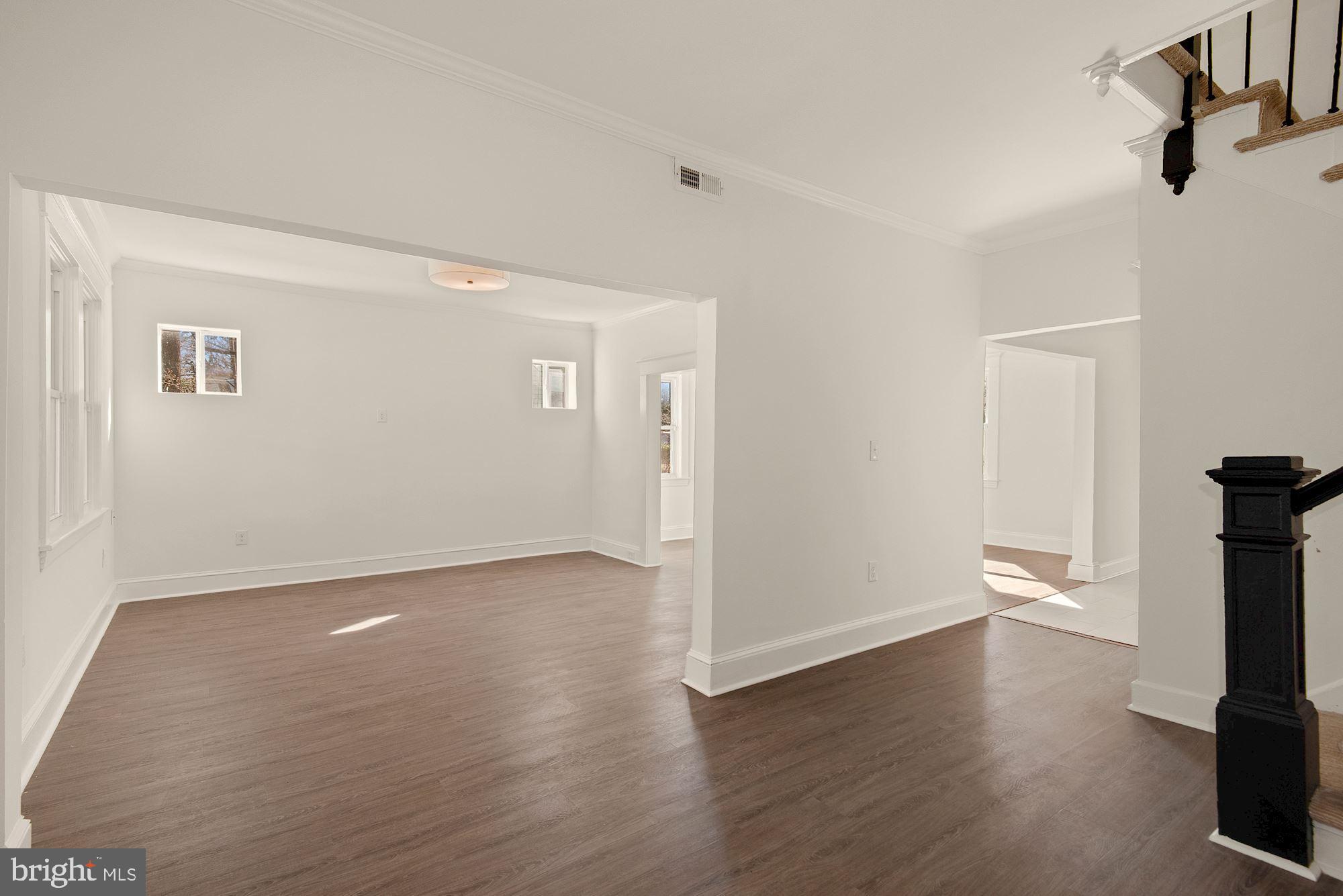 HOWARD PARK - Residential