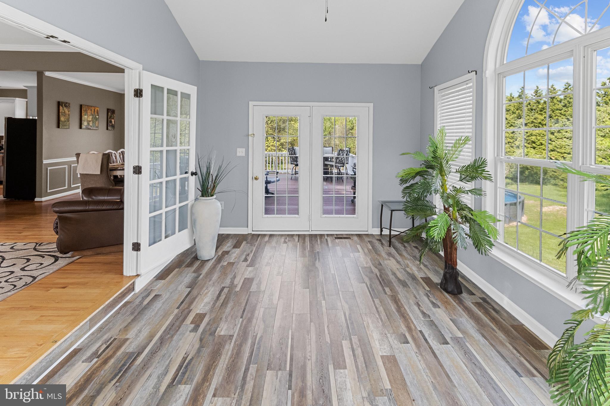 SPRING MILLS FARM - Residential