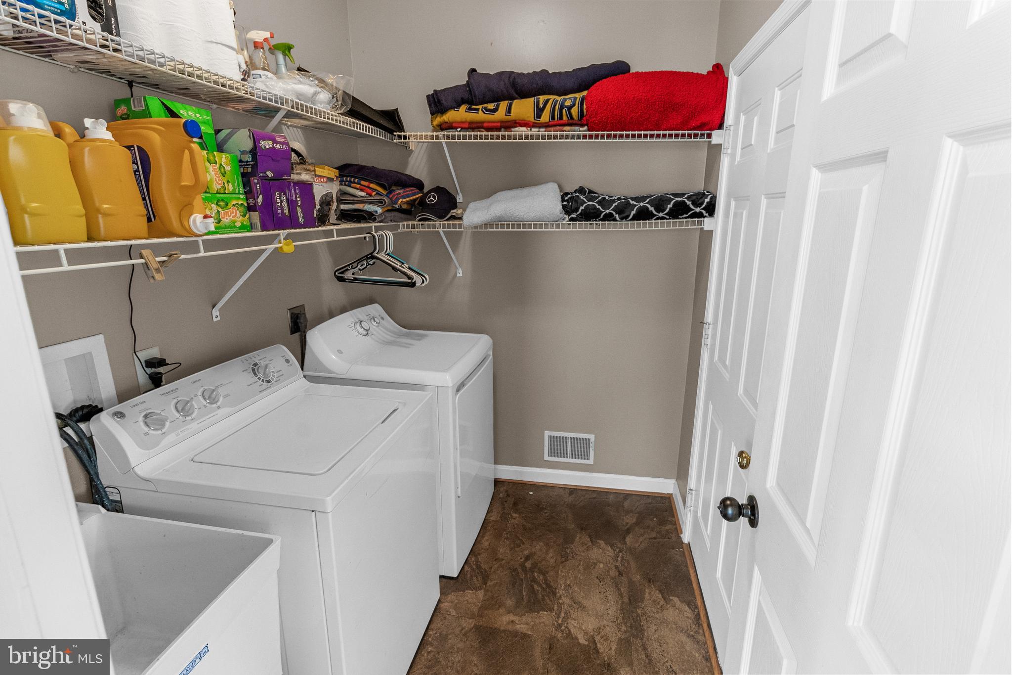 SPRING MILLS FARM - Residential