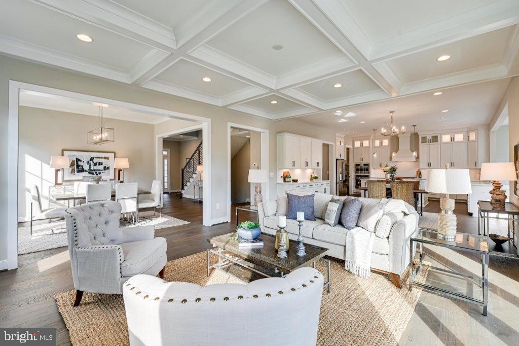 PIMMIT HILLS - Residential