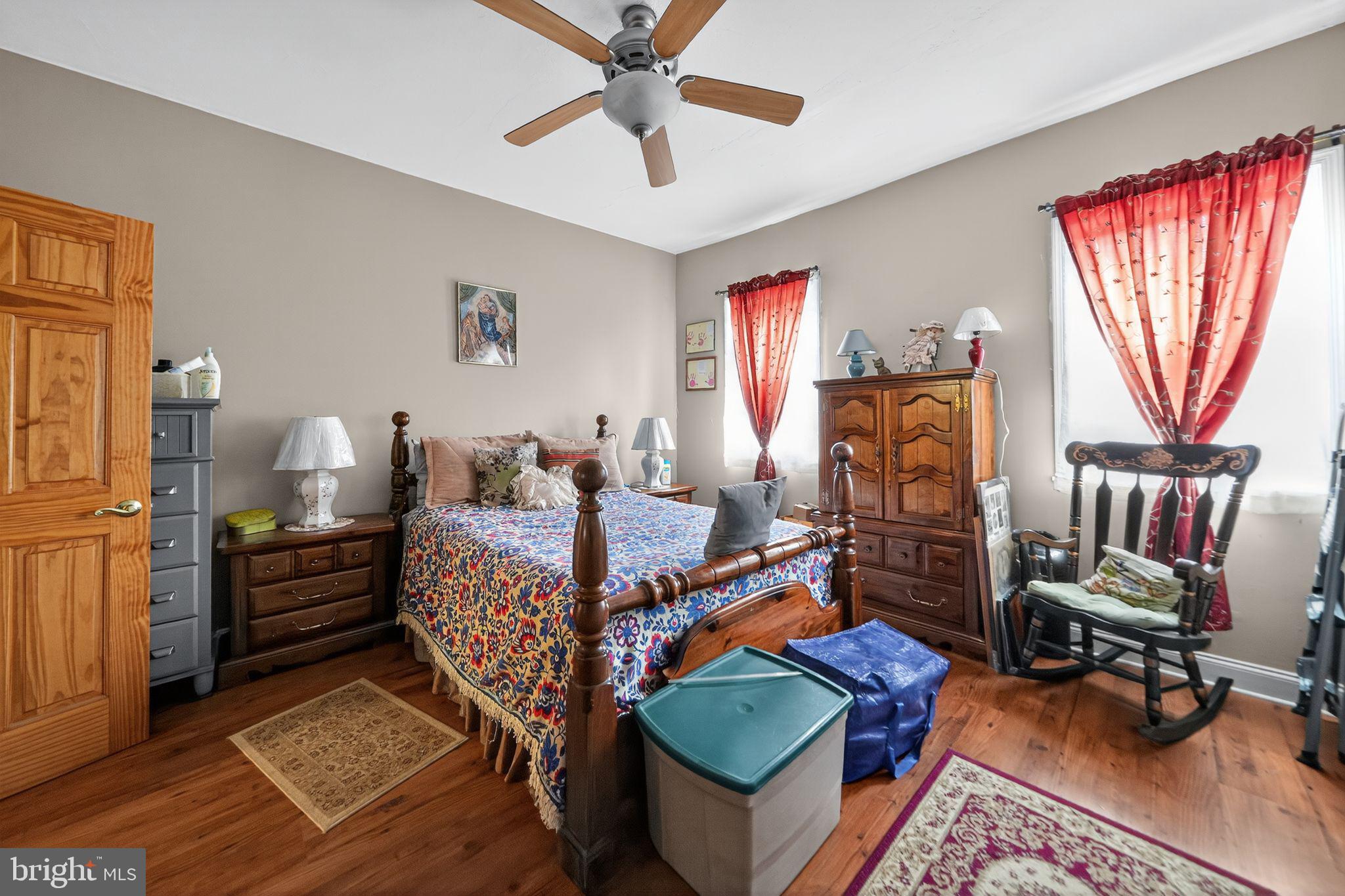 PASSYUNK SQUARE - Residential