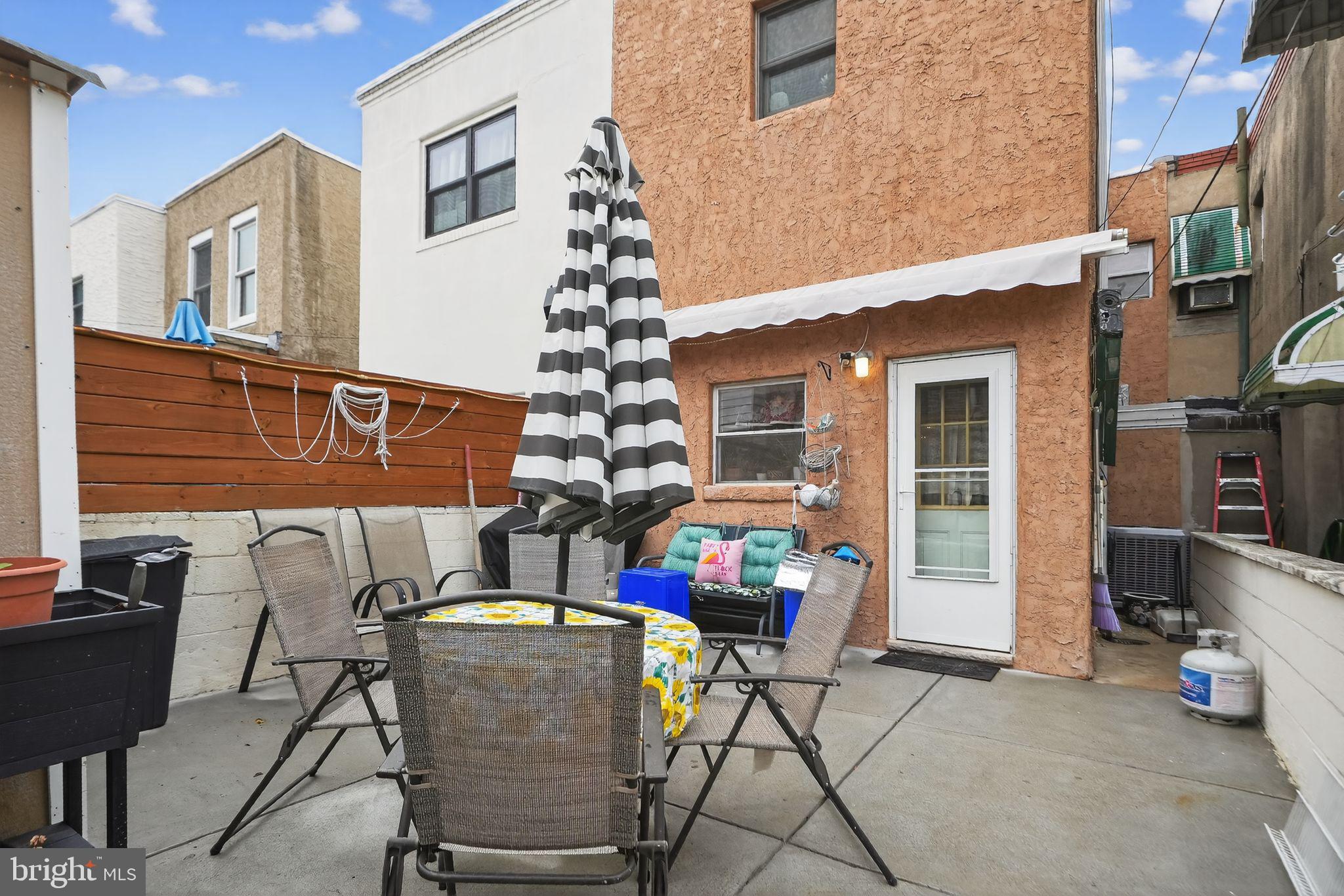 PASSYUNK SQUARE - Residential