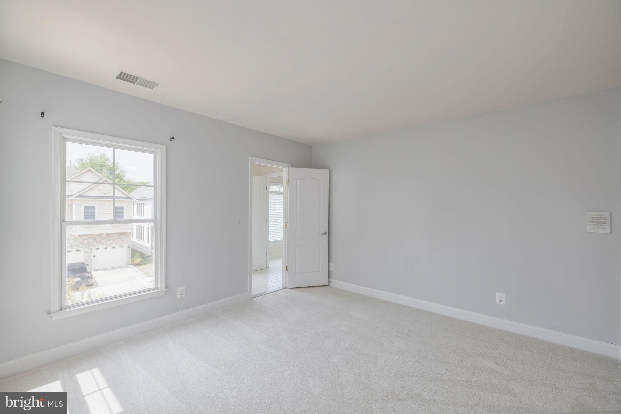 KINGSTOWNE - Residential