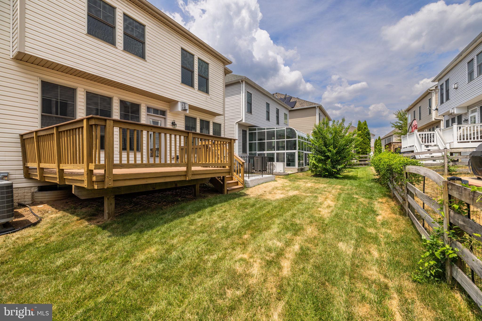 KINGSTOWNE - Residential