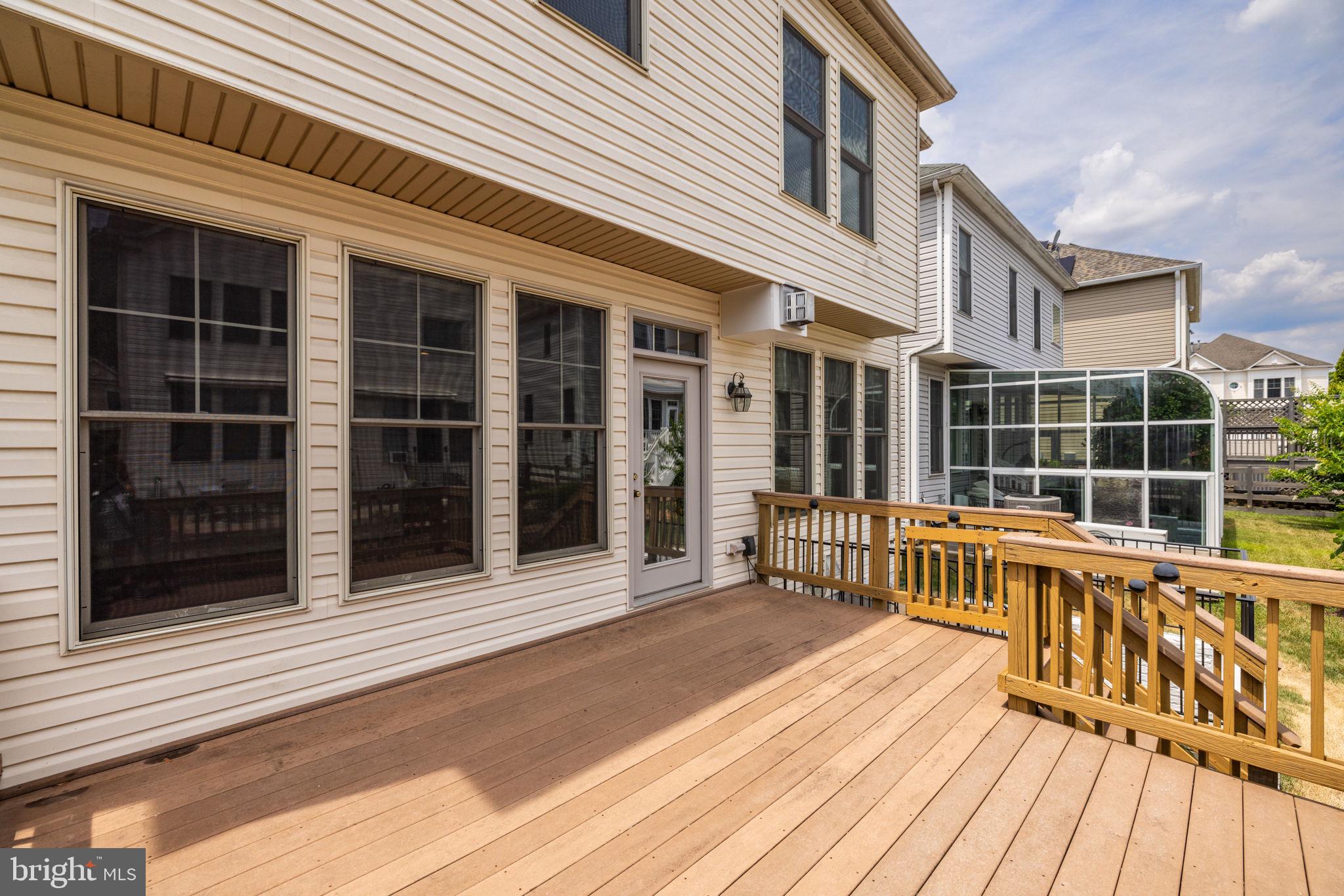 KINGSTOWNE - Residential