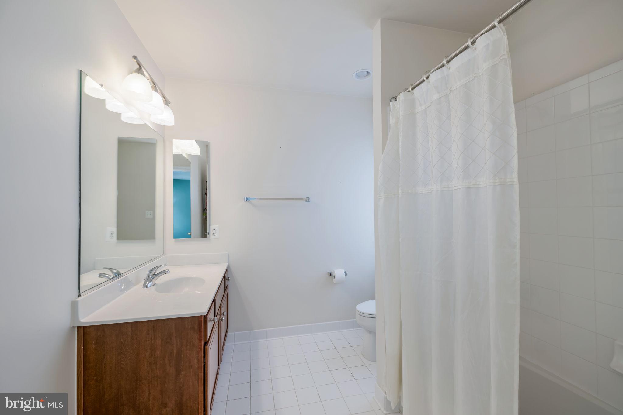 KINGSTOWNE - Residential