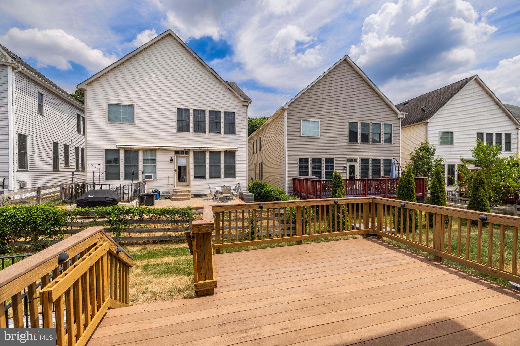 KINGSTOWNE - Residential