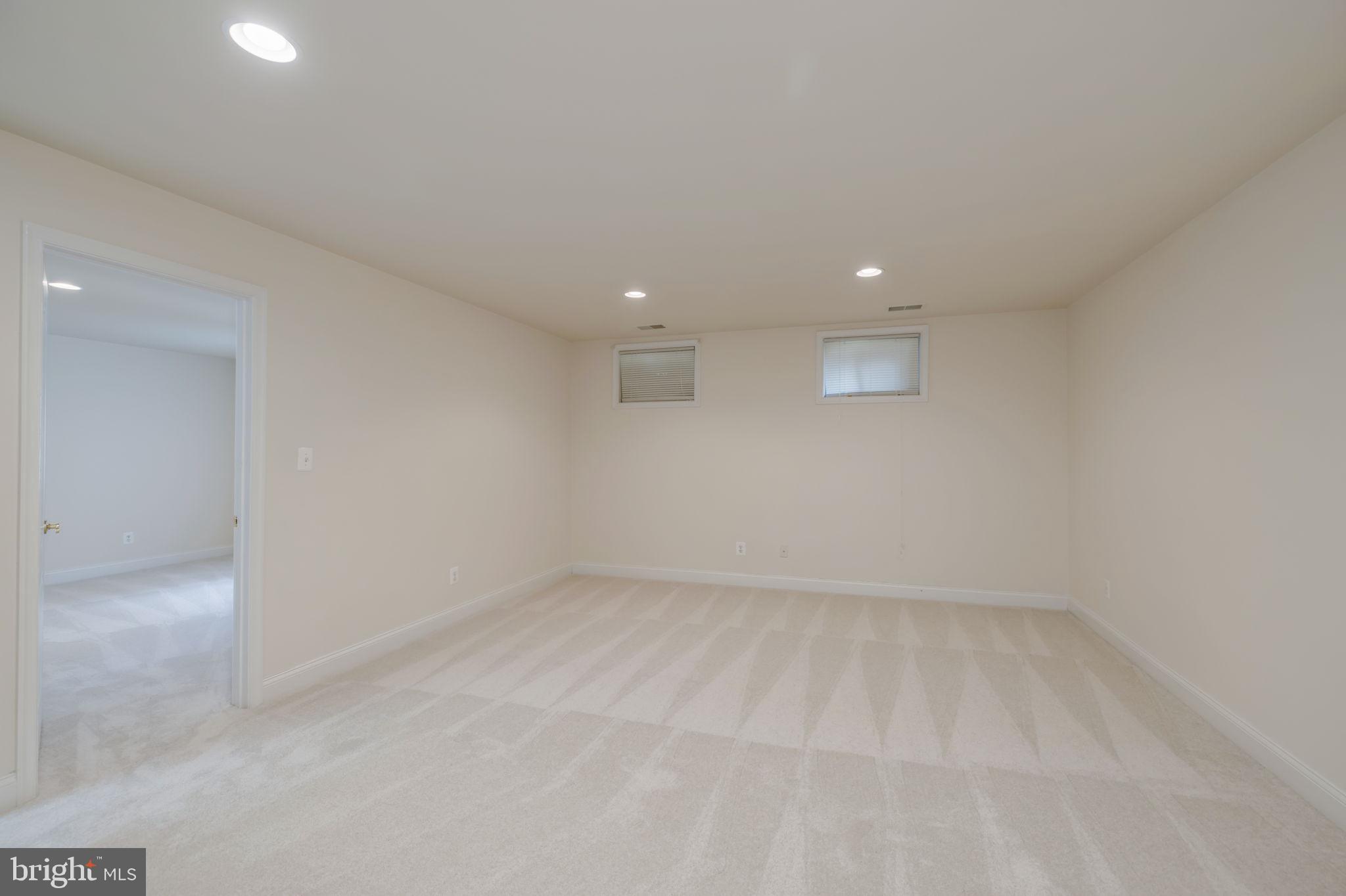 KINGSTOWNE - Residential