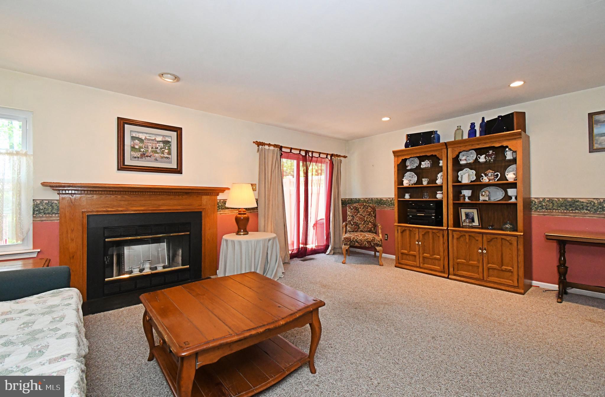 OXFORD CROSSING - Residential