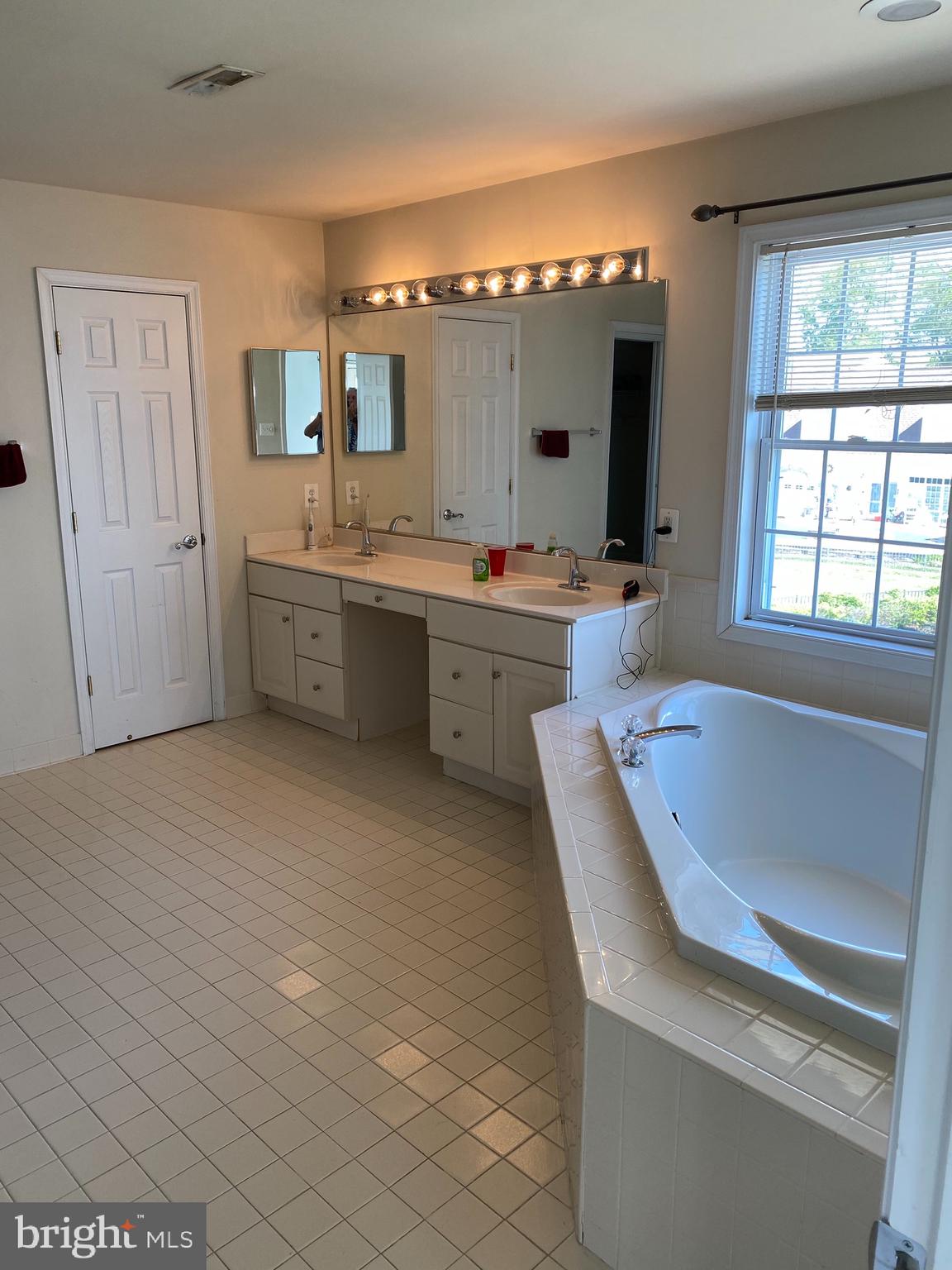 HERITAGE HARBOR - Residential