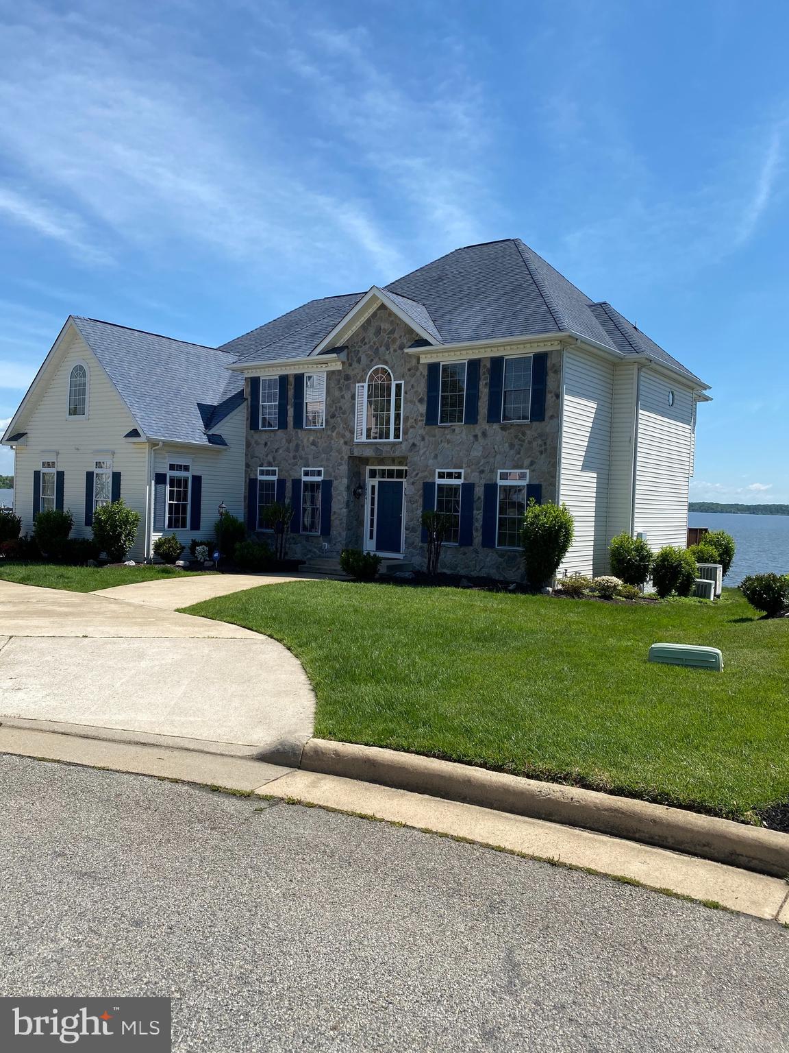 HERITAGE HARBOR - Residential