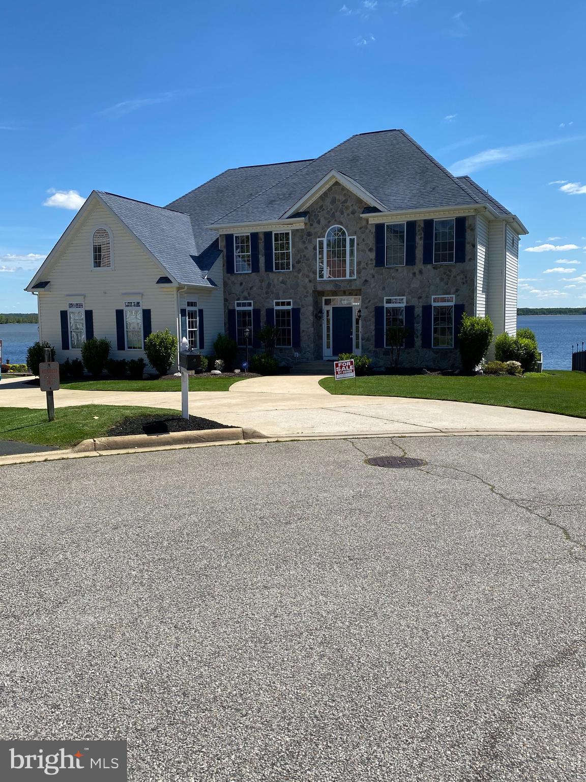 HERITAGE HARBOR - Residential