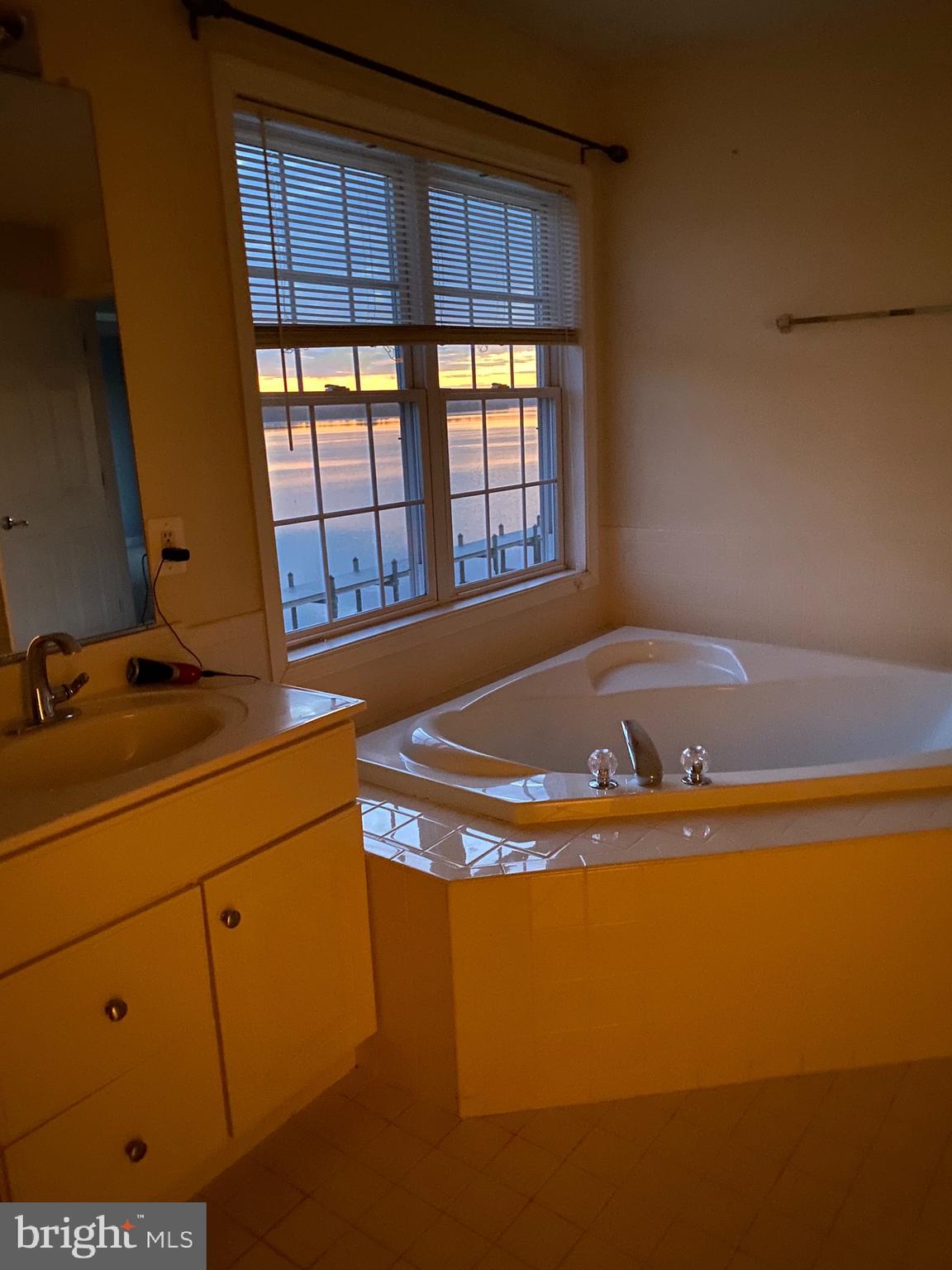 HERITAGE HARBOR - Residential