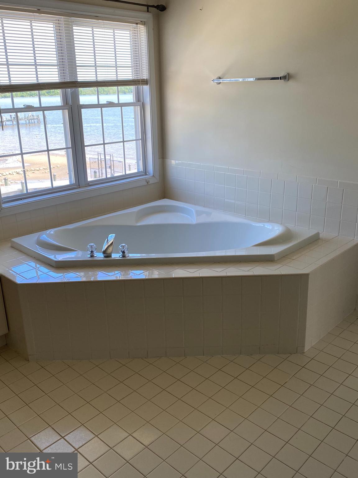 HERITAGE HARBOR - Residential