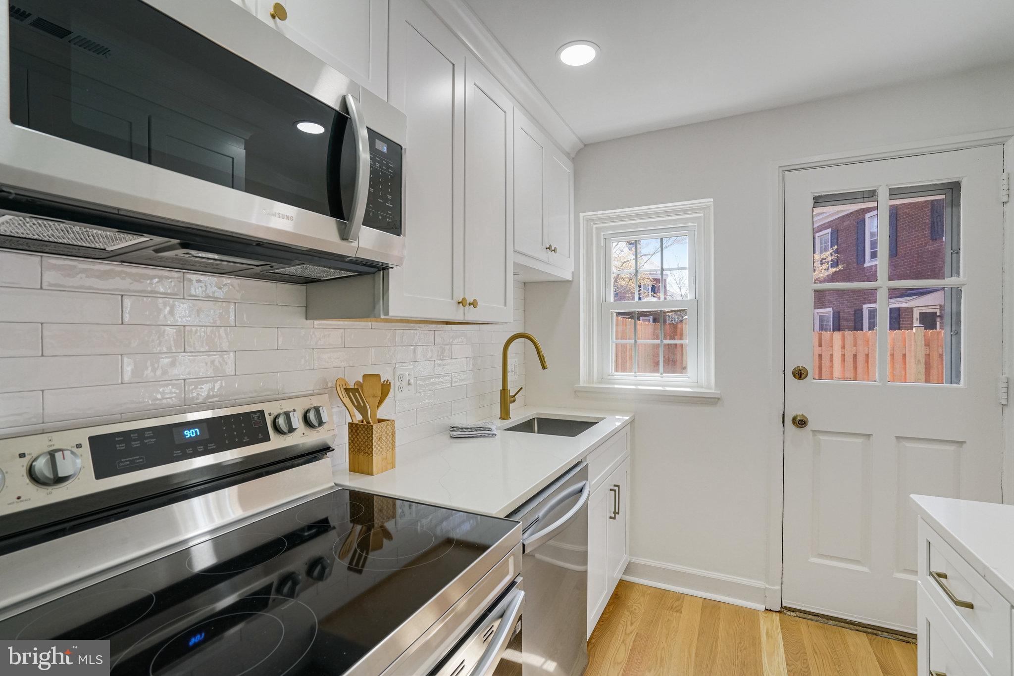 FAIRLINGTON VILLAGES - Residential