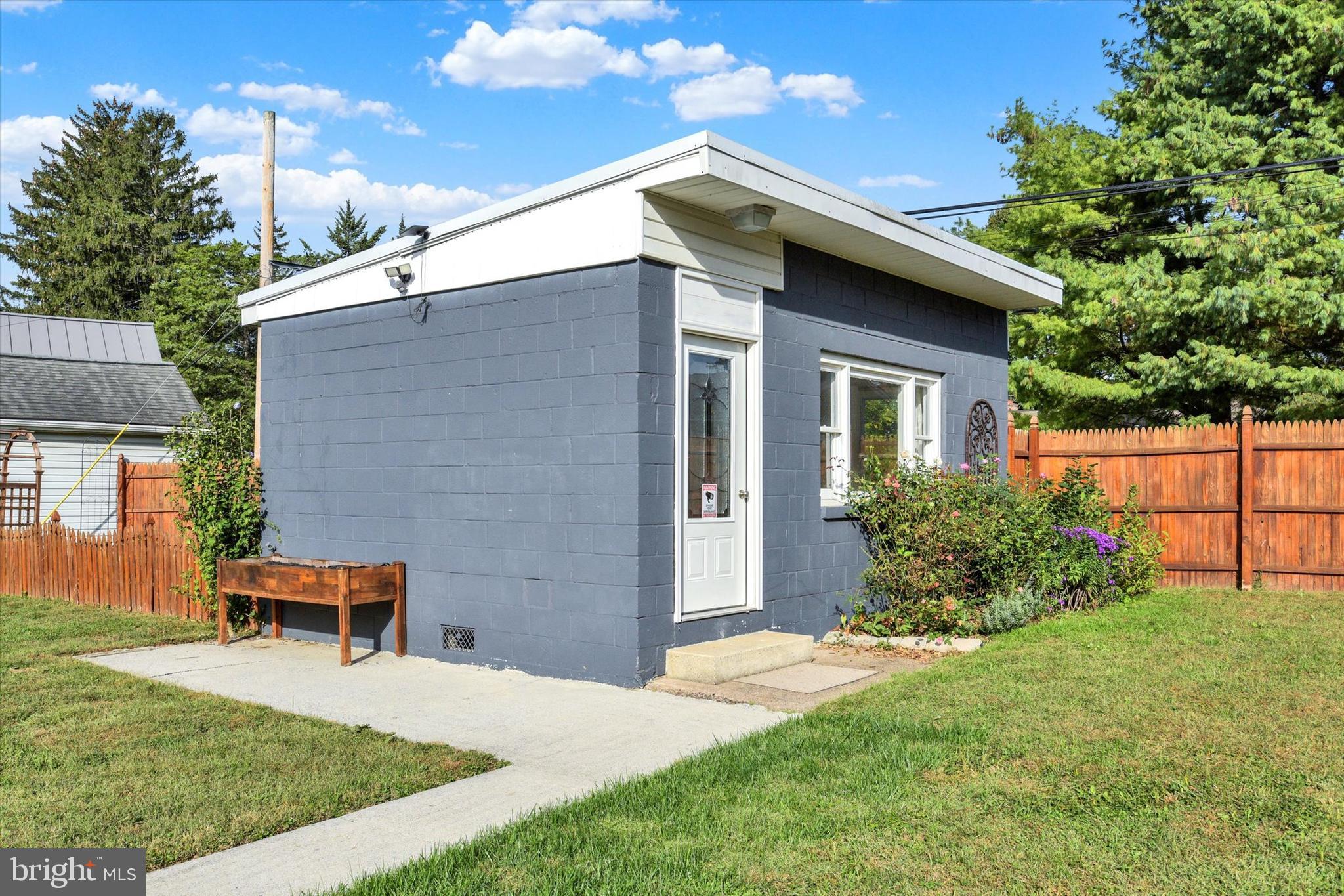 UNION DEPOSIT - Residential