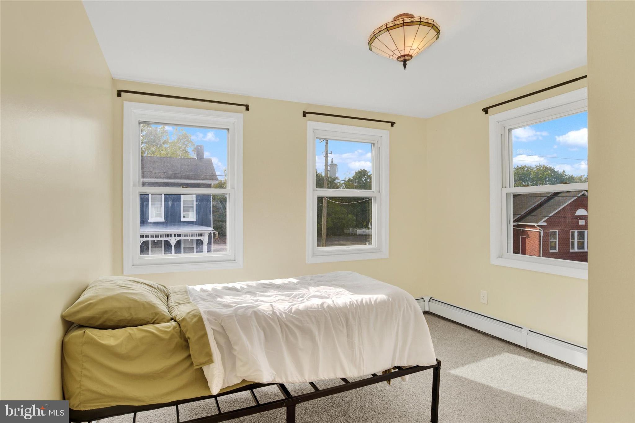 UNION DEPOSIT - Residential