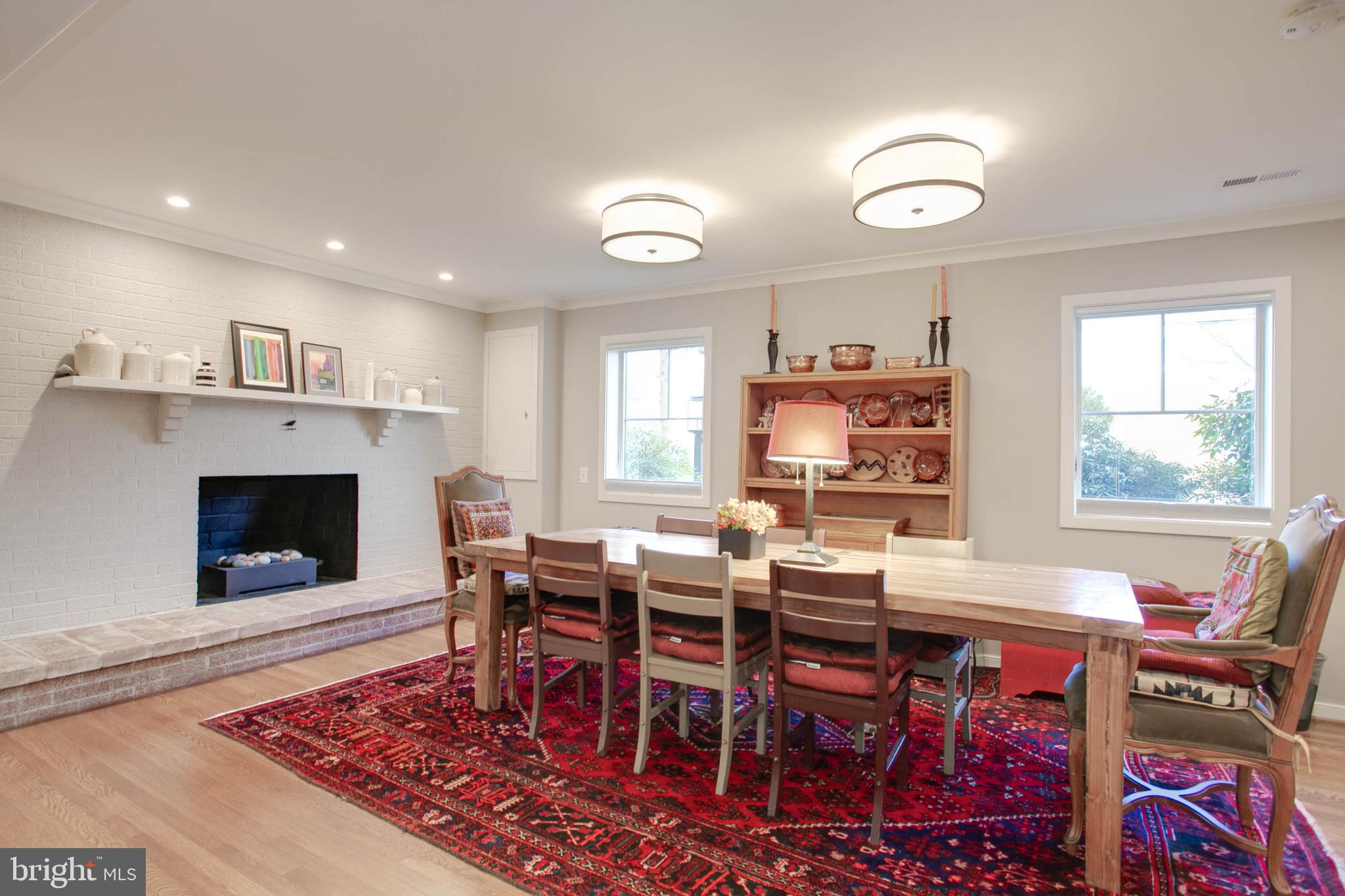 MADISON MANOR - Residential