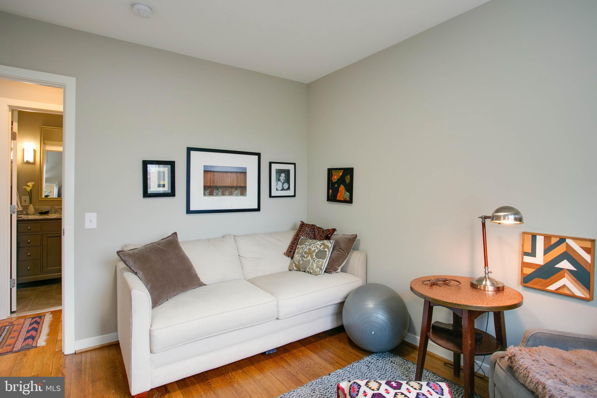 MADISON MANOR - Residential