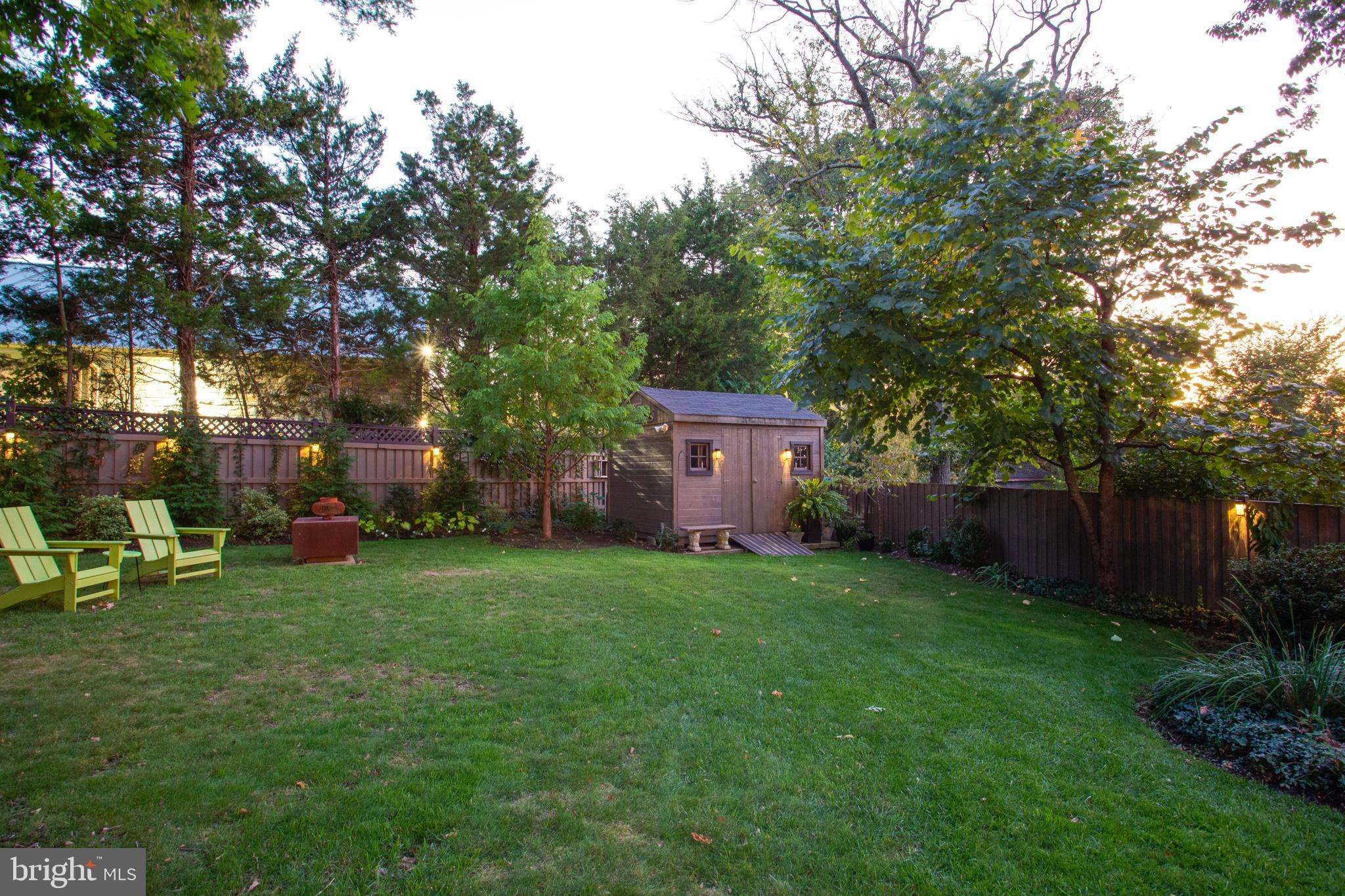 MADISON MANOR - Residential