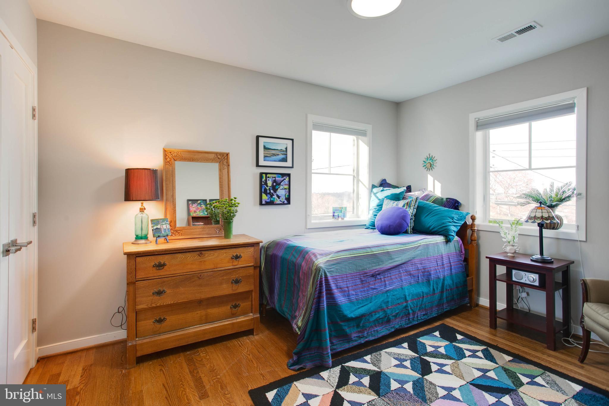 MADISON MANOR - Residential