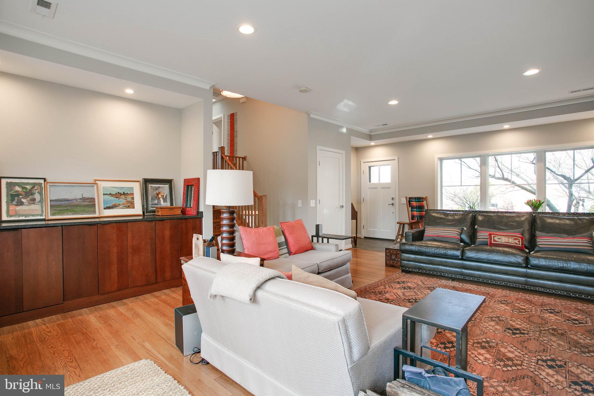 MADISON MANOR - Residential