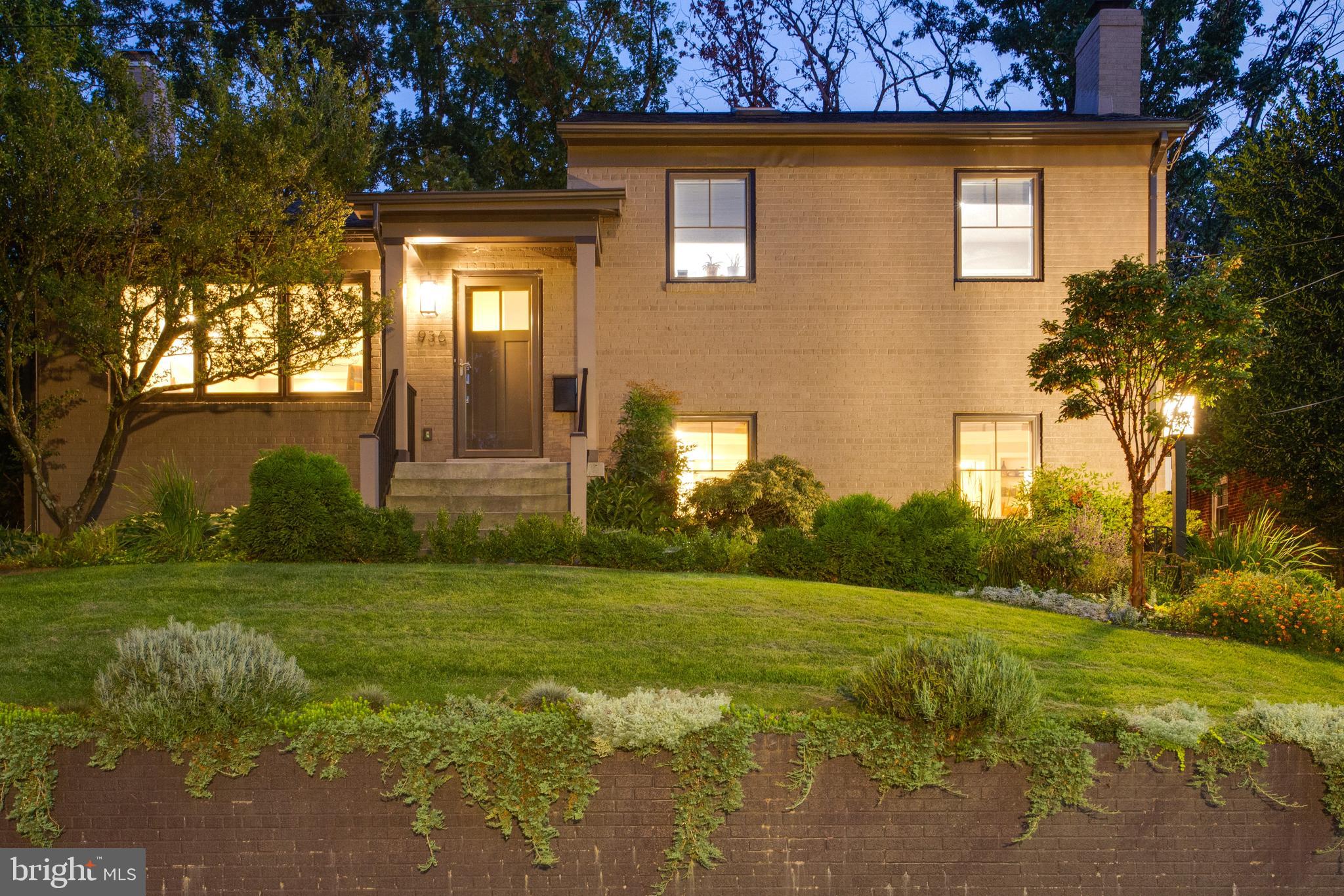 MADISON MANOR - Residential