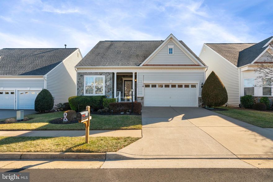Well-maintained home in the highly sought-after Heritage Hunt 55+ community. The main level features a dual-sided fireplace, spacious primary suite, guest bedroom, and a kitchen with granite countertops and cherry cabinets. The upper-level loft with a full bath offers the perfect space for a home office or hobby room. Finished basement includes an additional room ideal for a den or office, plus a full bath.
Heritage Hunt is a vibrant active adult community offering golf, tennis, pickleball, bocce ball, and a full fitness center. Enjoy the beautiful clubhouse featuring a bar and restaurant—perfect for socializing and relaxing.