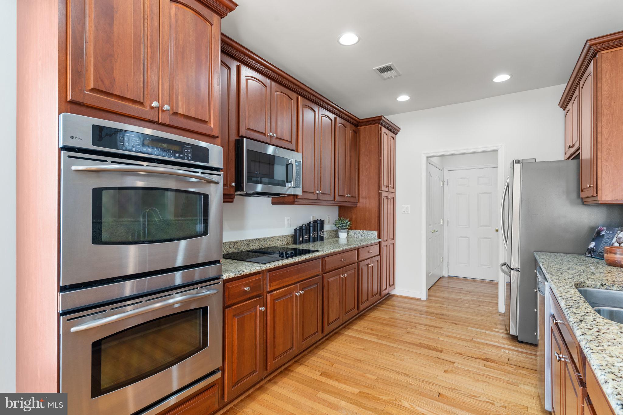 HERITAGE HUNT - Residential