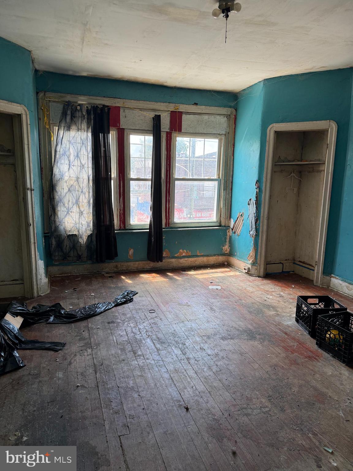 HARROWGATE - Residential