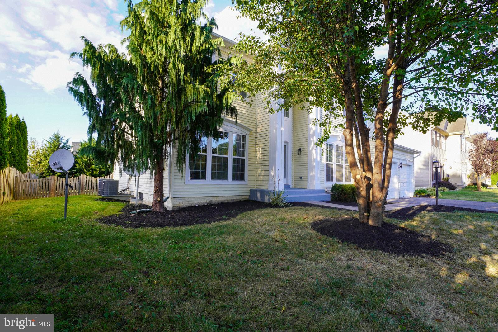 CHARLES TOWN - Residential