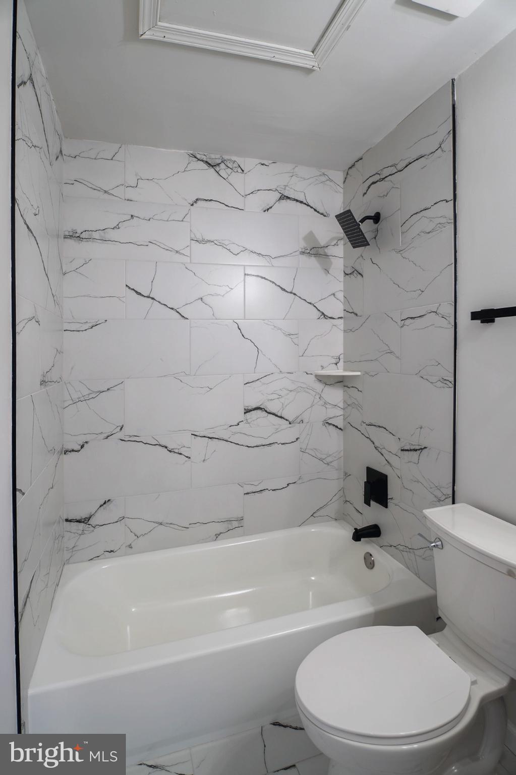 CHARLES TOWN - Residential