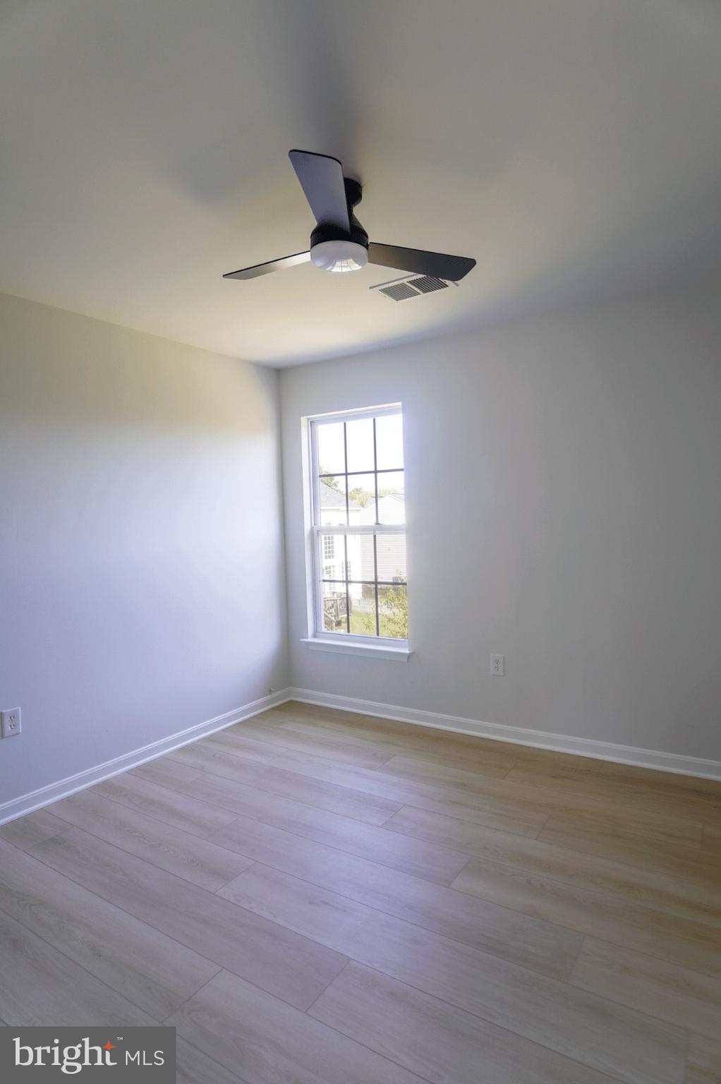 CHARLES TOWN - Residential