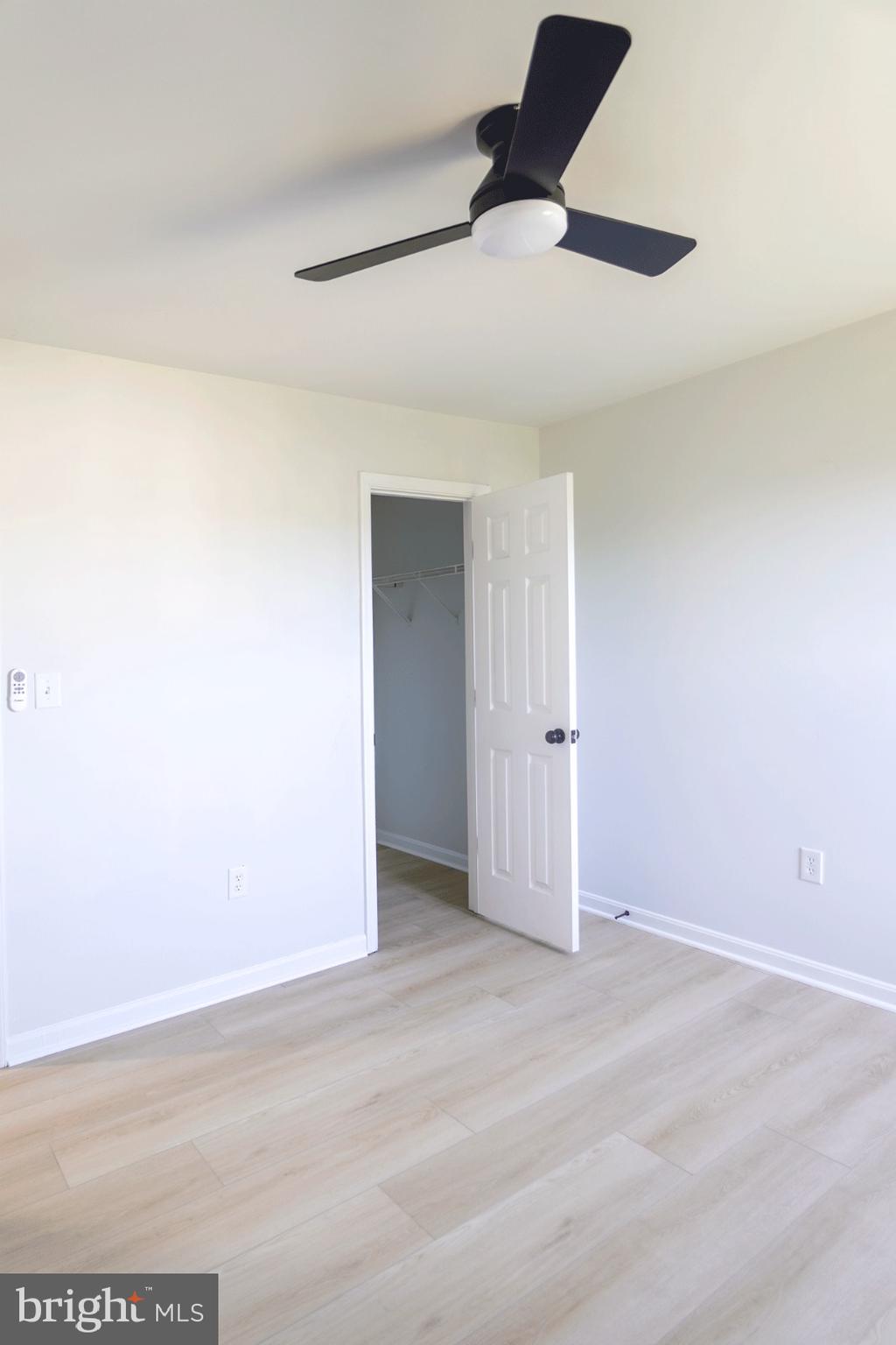 CHARLES TOWN - Residential