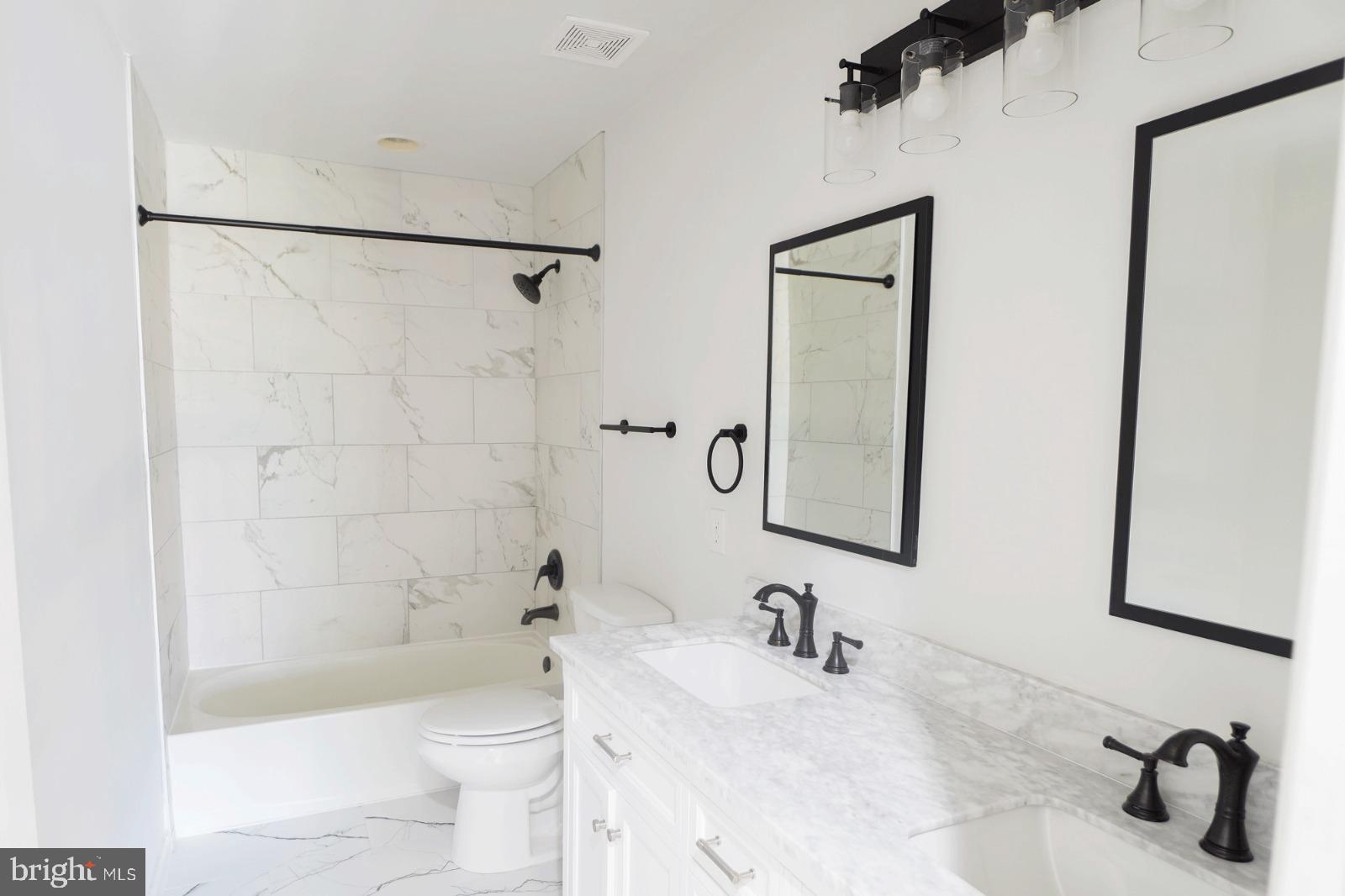 CHARLES TOWN - Residential