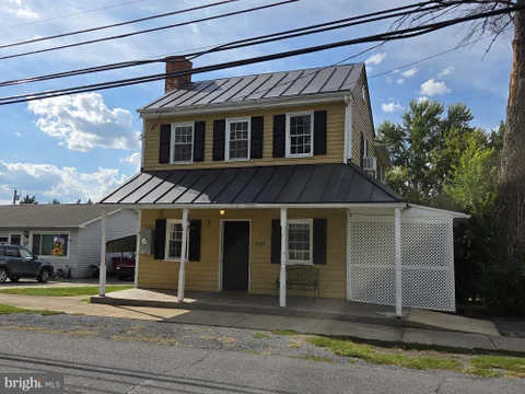 5335 Germain Street, Stephens City, VA MLS: VAFV2044660