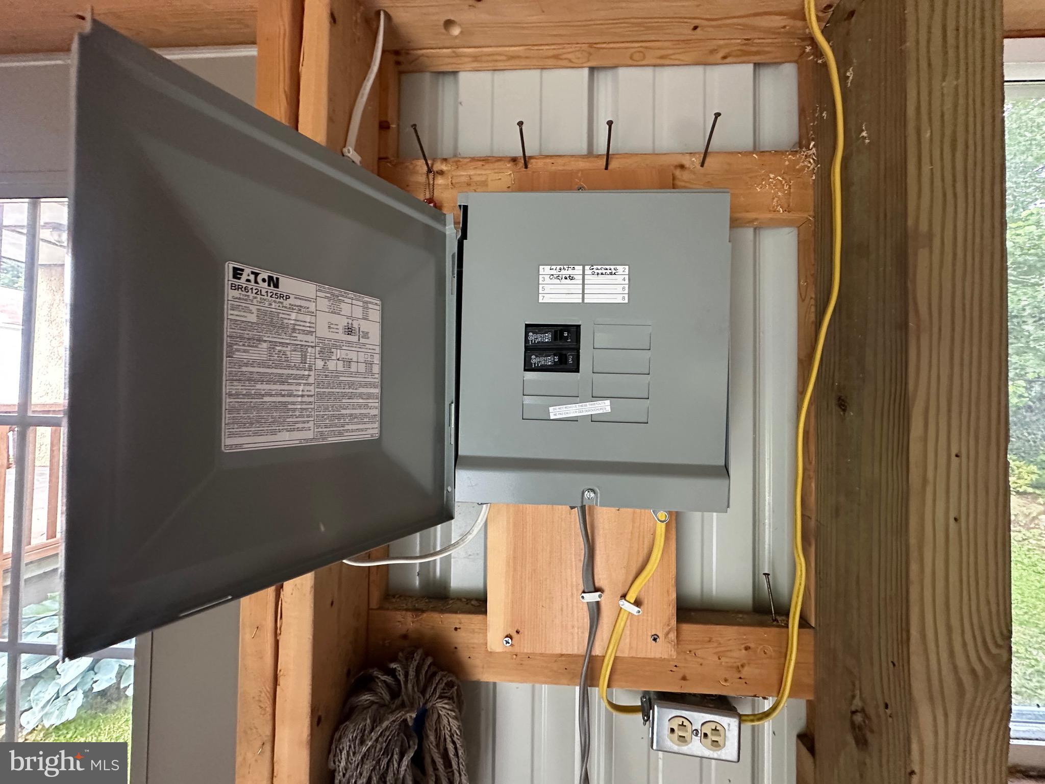 OAKLAND - Residential