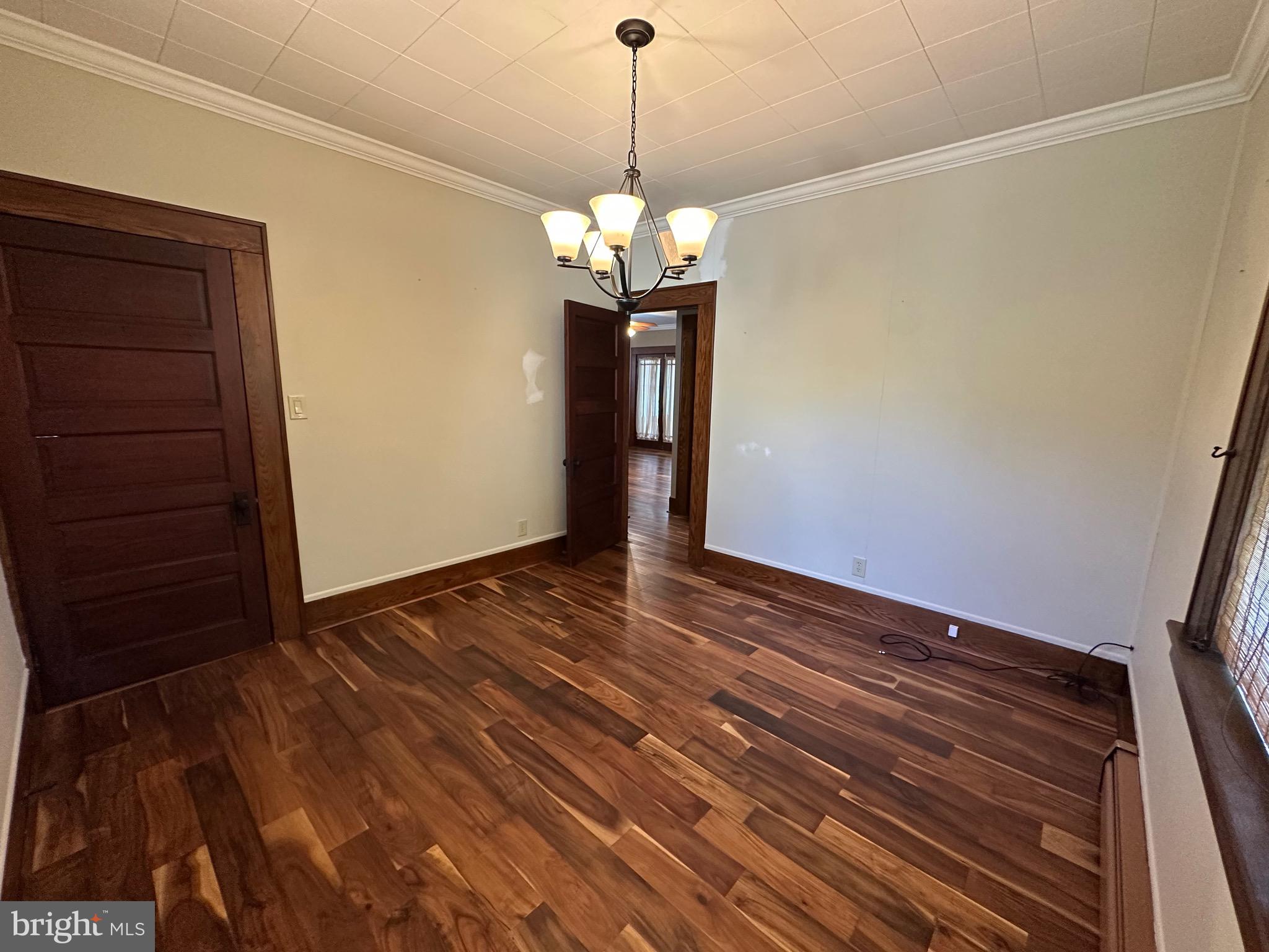 OAKLAND - Residential